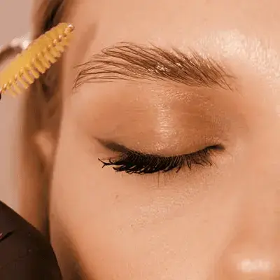 a close up of an eyebrow